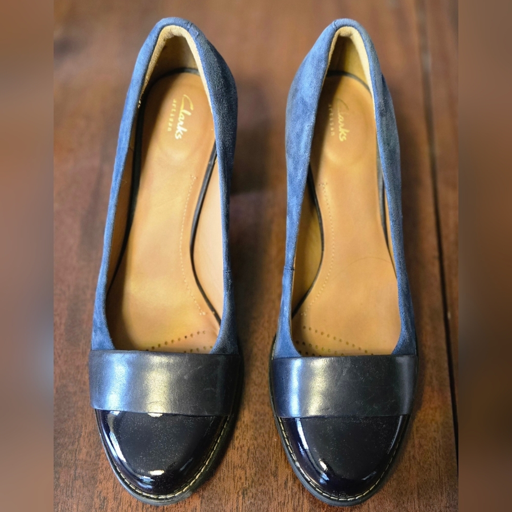 *final price* Clarks Tahara Brae chunky heel blue suede shoes round toe sz 7.5M